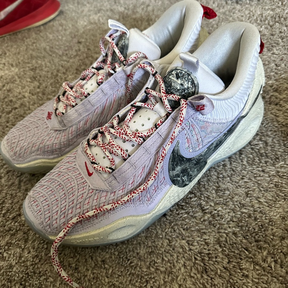 Nike cosmic unity